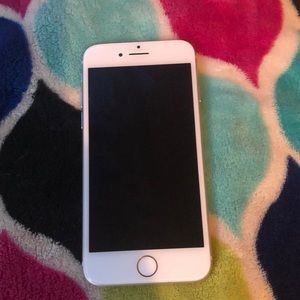 iPhone 8 only been used for a month.